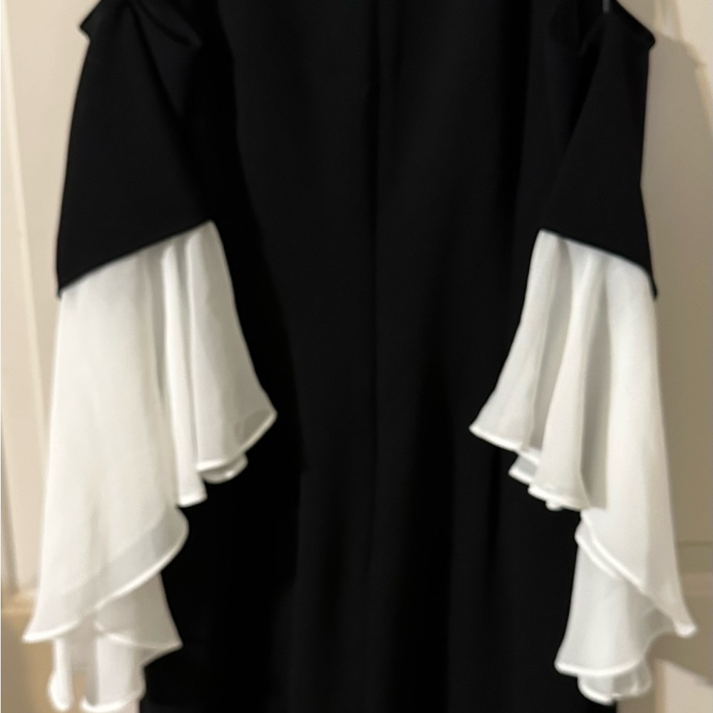 Vince Camuto stunning black and white dress - Picture 2 of 8